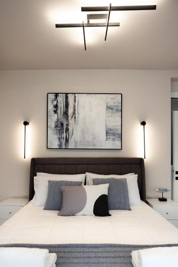 Aurora Apartment In Corfu Center ภายนอก รูปภาพ